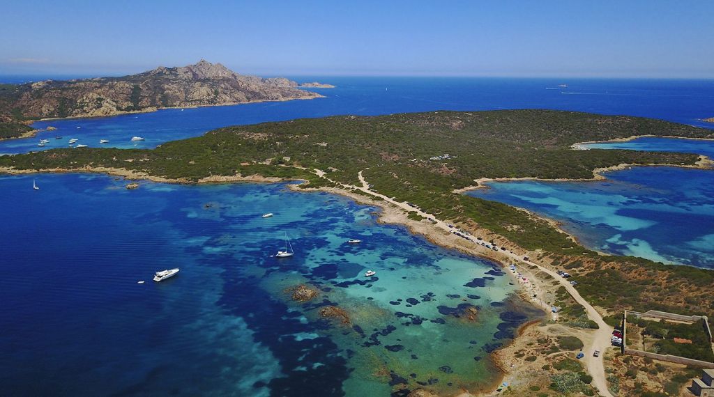 QSL CARD AVAILABLE ! !                              09/10 – 165DA/M005 – Caprera Island  IOTA EU041 – 5 POINTS. 190 QSO, 32 Countries, 6&nbsp;Continents.