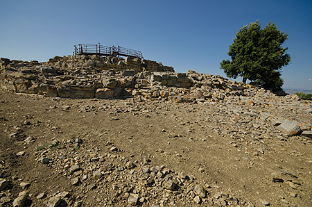 12/01 – 165DA/NU063 – Nuraghe Genna Maria – 3 POINTS . 134 QSO, 20 Countries, 2&nbsp;Continents.