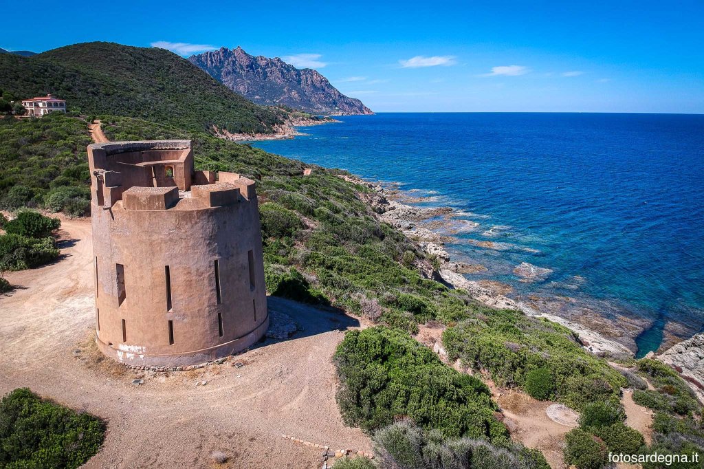 13/09/2025 – 165DA/TW061 – San Giovanni di Sarrala Tower- 2 POINTS . 104 QSO, 23 Countries, 6 Continents / by 165DA101&nbsp;Alex.