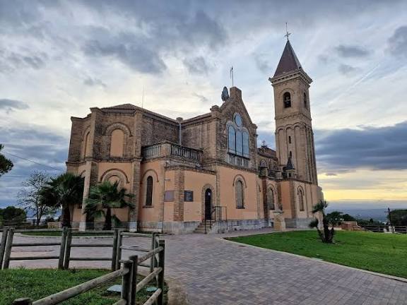 11/01/2026 – 30DA/EV434 – Royal Sanctuary of the Mare de Déu del Lluch- 1 PTS (HUN)/2 PTS (ACT) . 134 QSO, 37 Countries, 5 Continents / by 30DA010 Sergio.